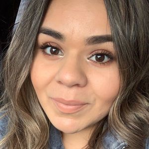 Meet your Posher, Monica